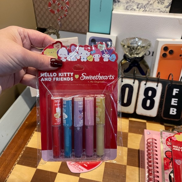 Hello kitty bundle - Picture 12 of 13